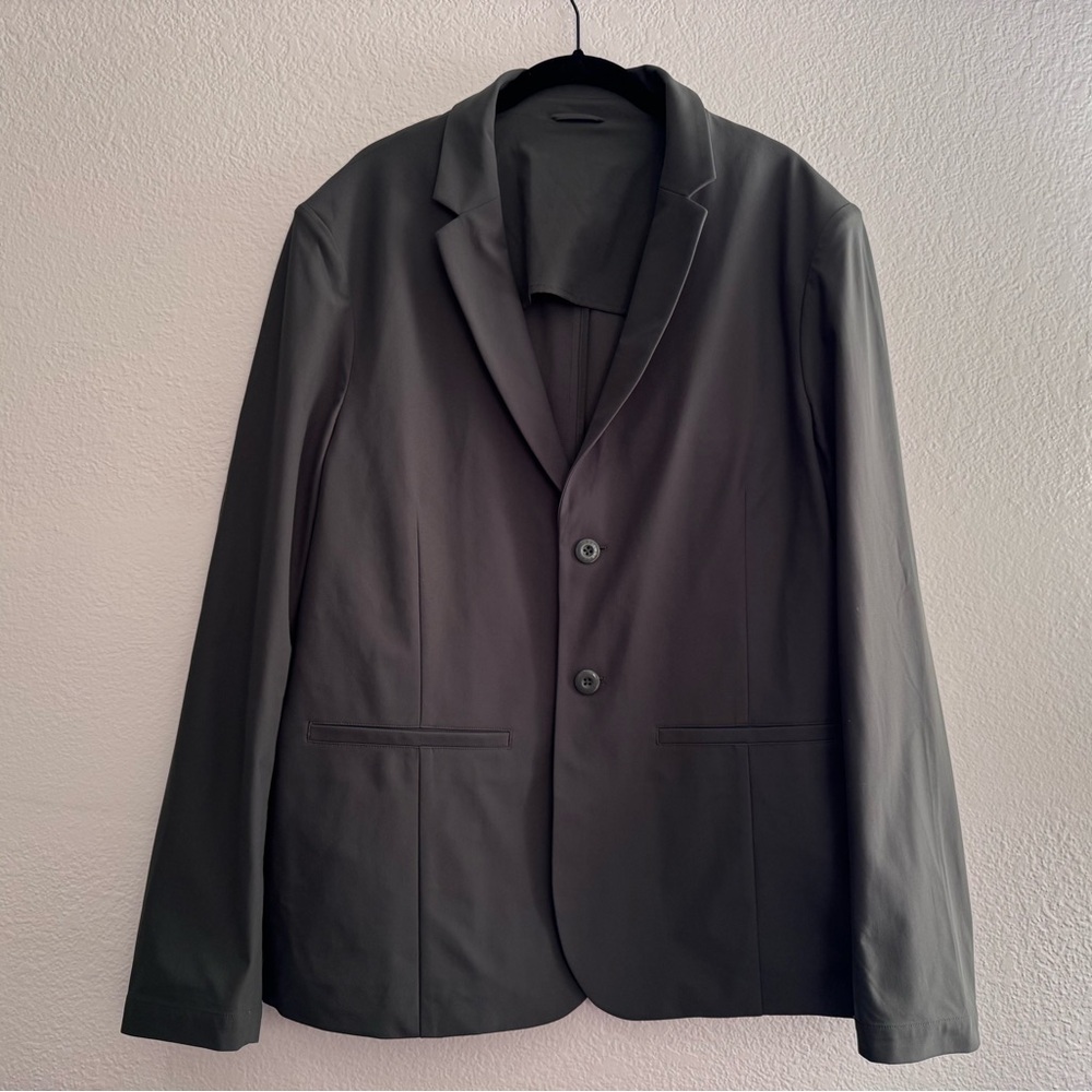 Fabletics Performance Blazer – NWT – Olive Green